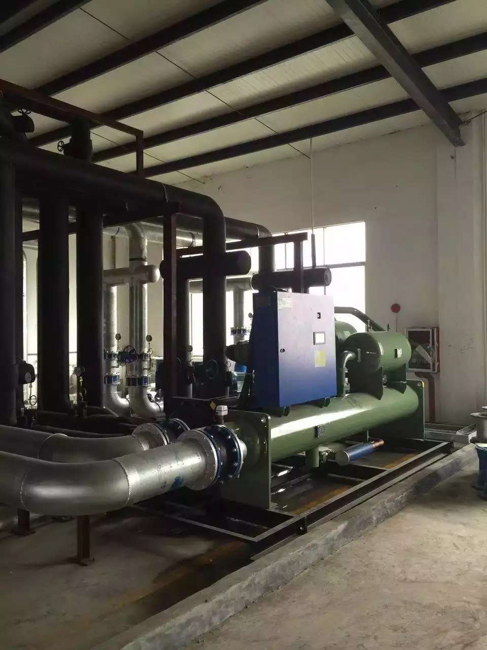 水冷式螺桿機 水冷式螺桿機